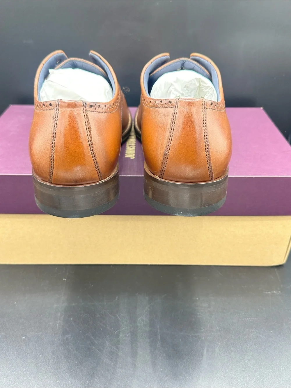 Johnston & Murphy Stockton Brown Plain Toe Dress Shoes Size 10.5 NEW WITH BOX